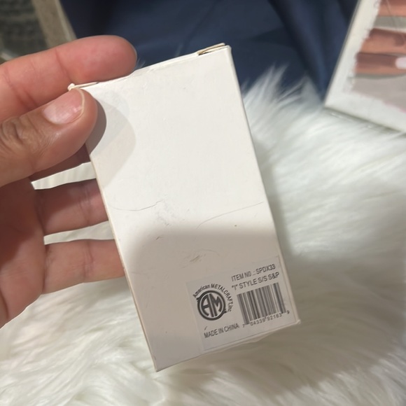 🩶American Metalcraft Salt and Pepper Shakers - Picture 5 of 10